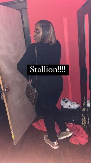 Escorts Chicago, Illinois CHERRY STALLION