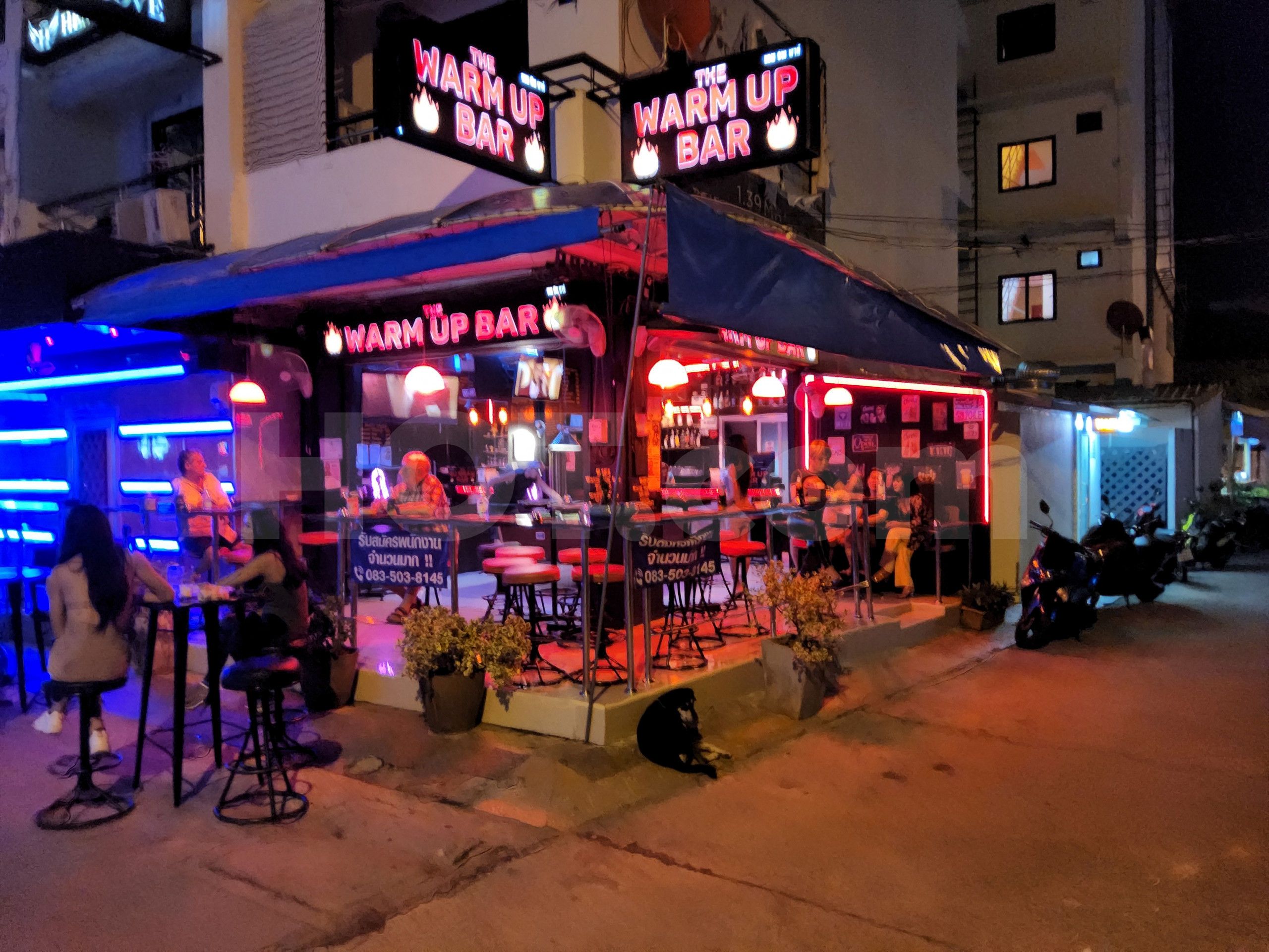 Ban Phatthaya Tai, Thailand The Warm Up Bar