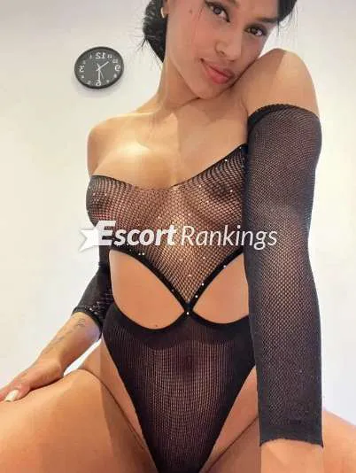 Escorts Stony Stratford, England GF EXPERIENCE