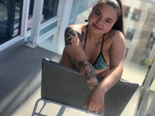 Escorts Phoenix, Arizona Dimples