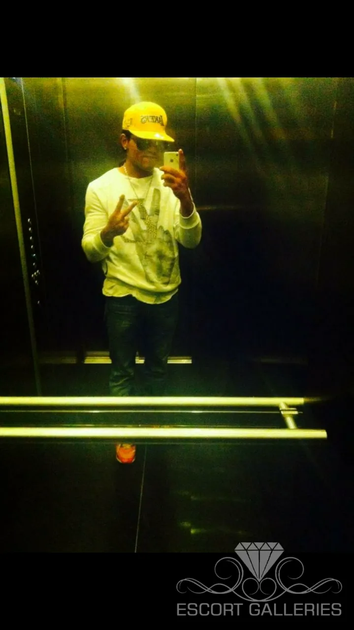 Escorts Hamburg, Germany Vincent