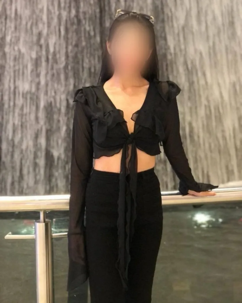Escorts Dubai, United Arab Emirates Ivory