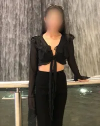 Escorts Dubai, United Arab Emirates Ivory
