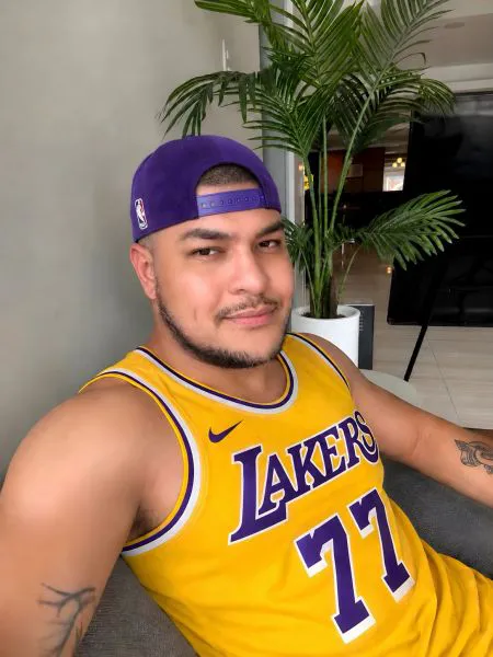 Escorts Manila, Philippines Habibi_TonyXL