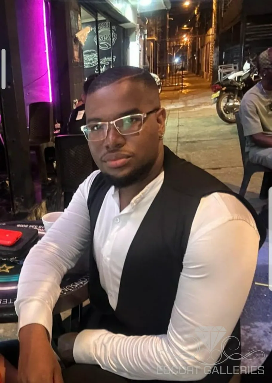 Escorts Metz, France Bastian