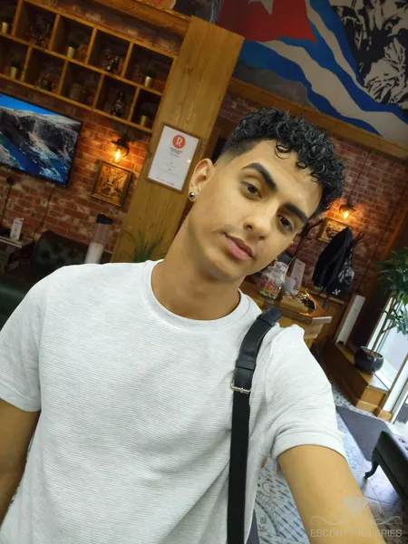 Escorts Moscow, Russia Alessandro