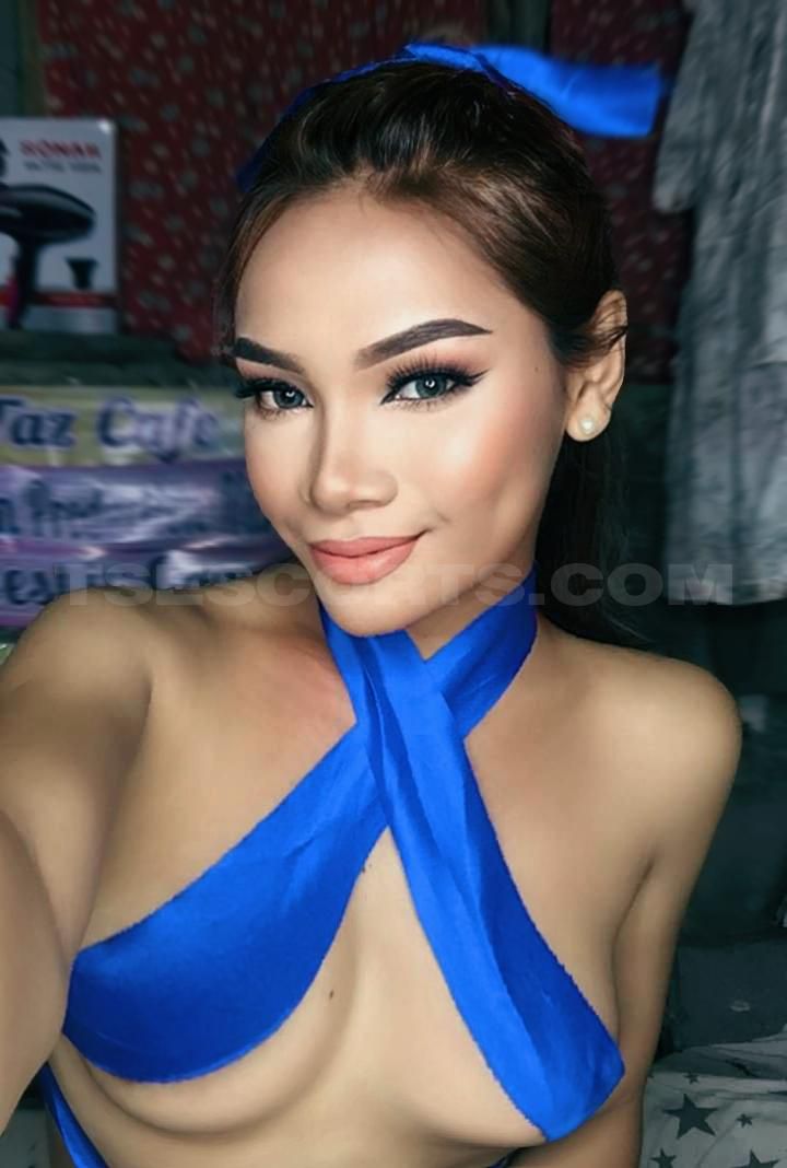 Escorts Manila, Philippines Thick Trans Chloe.