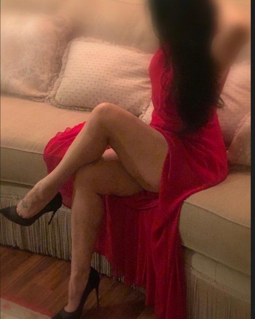 Escorts Fort Lauderdale, Florida GIA!!!HOT Soccer Mom OUT CALL