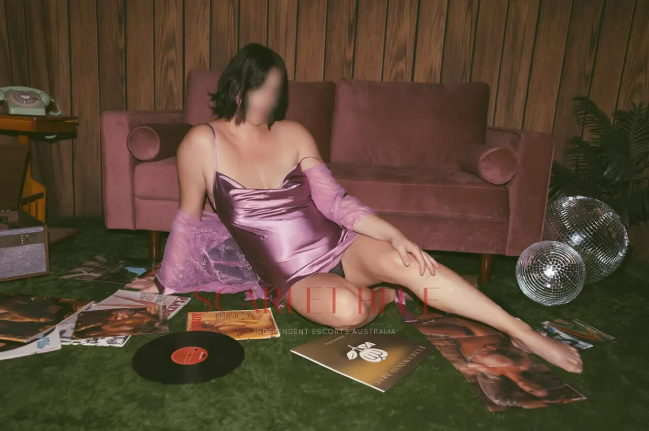 Escorts Brisbane, Australia Zoey Ashford 


