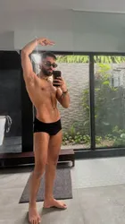 Escorts Chicago, Illinois MathiasDFW