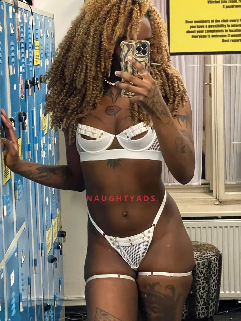 Escorts Melbourne, Australia Venus Noire