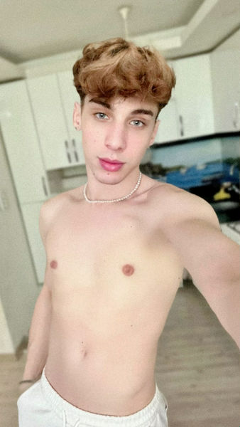 Escorts Istanbul, Turkey ميروا 🫅arab twink xxl