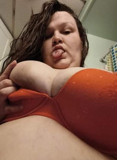 Escorts Flint, Michigan 🍆🌊Sexy big girl💦 With a sexy friend in town visiting secial request and individual shows as well as duos txt for info and pics... loves to suck and swallow every drop out of you..🍆🫦🍒Looking for a knew head Dr. come see mama😍🍆💲