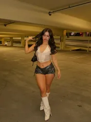 Escorts Las Vegas, Nevada I’m the kind of trouble you’ll want to get into.