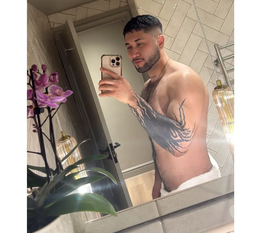 Escorts Ham, England MARTIN - COLOMBIAN 🔥