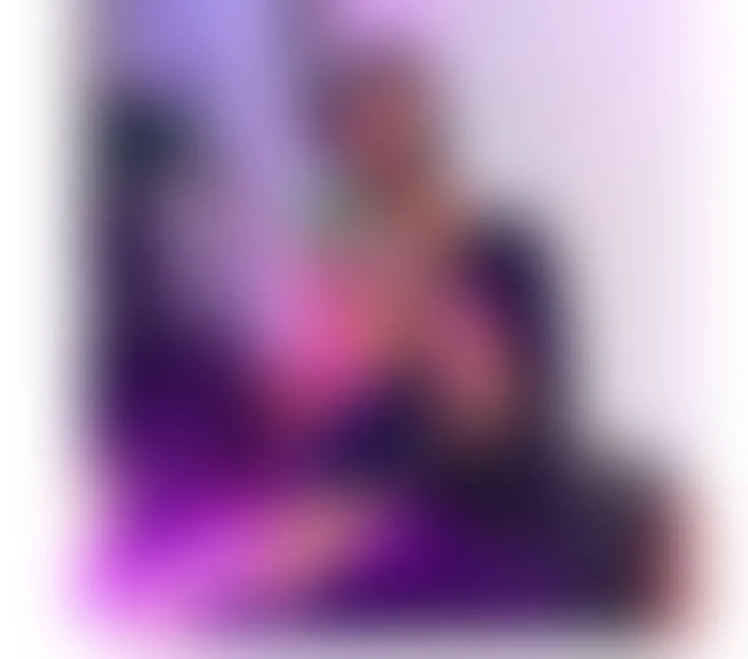 Escorts Birmingham, England Piano Thai sensation massage