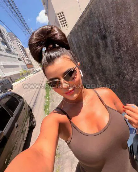 Escorts Rio de Janeiro, Brazil Larissa kemylli