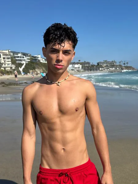 Escorts Orange County, California Prettyboyjl