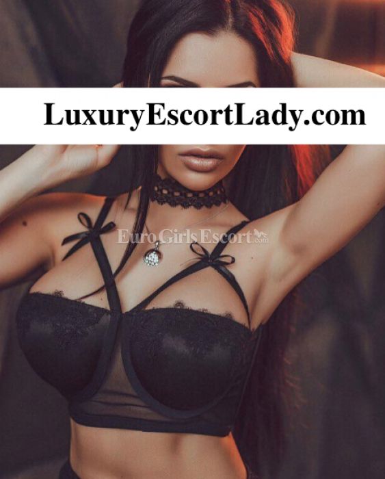 Escorts Budapest, Hungary Ashley