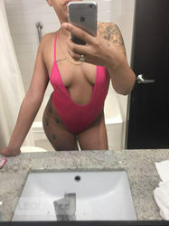 Escorts Belleville, Illinois belleville outcalls only. sexy deep throughout queen