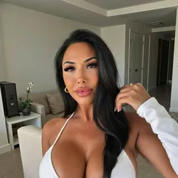 Escorts Montreal, Quebec Penny Morelli