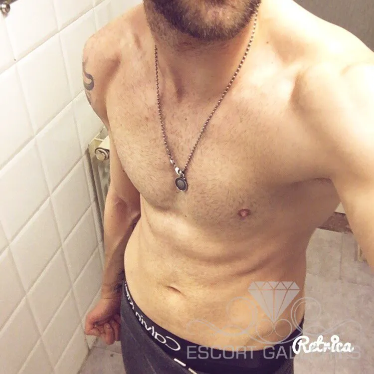 Escorts Krefeld, Germany Cristian