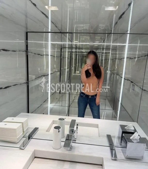 Escorts Amsterdam, Netherlands (Eve Mae, independent)