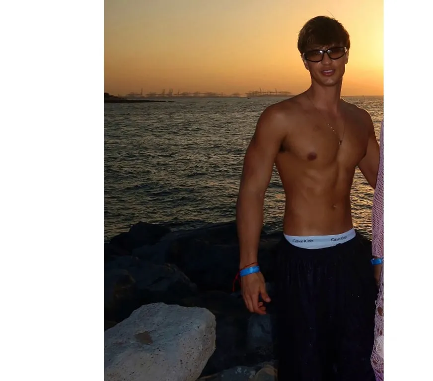 Escorts Manchester, England Brazilian escort Apollo – London