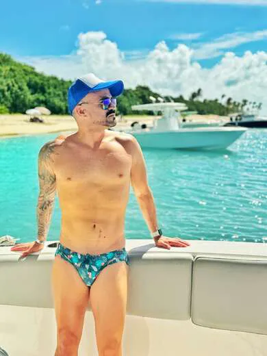 Escorts New York City, New York Come Curious, Leave a puddle!