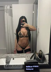 Escorts Thunder Bay, Ontario Petite Fit French Babe/ Kenora Wednesday