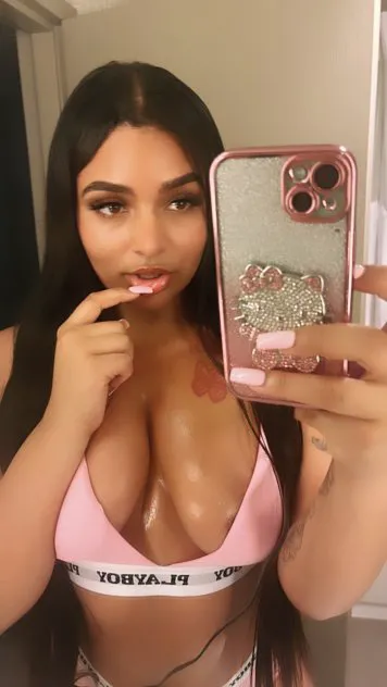 Escorts Orange County, California Lexi