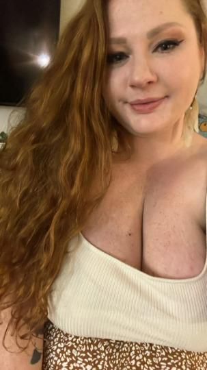 Escorts Chattanooga, Tennessee REAL AND THICCY GINGER  32 -