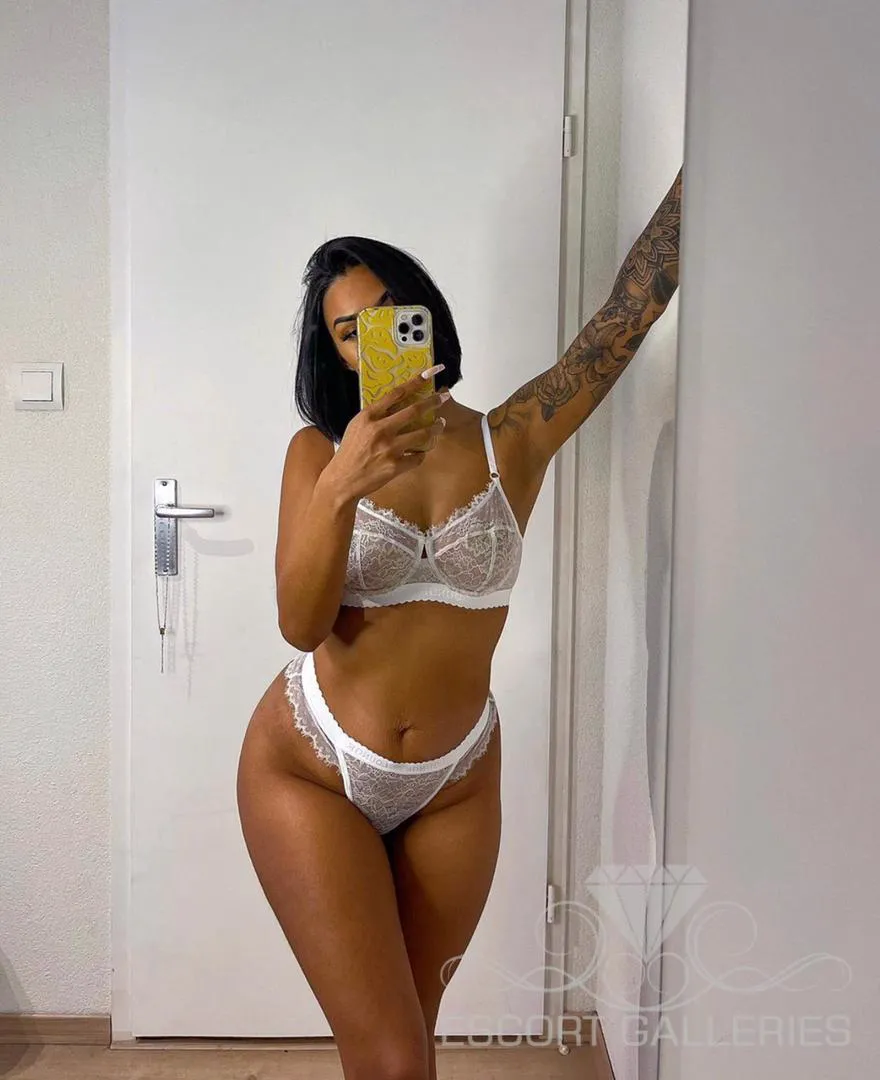 Escorts Port Said, Egypt sarah