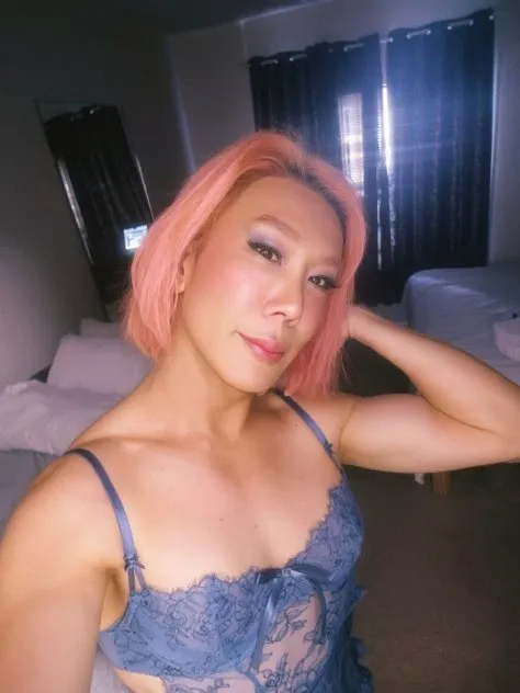 Escorts Fairfax, Virginia W Lotus HOT