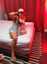 Escorts Mesa, Arizona sexy cuban girl - 30
