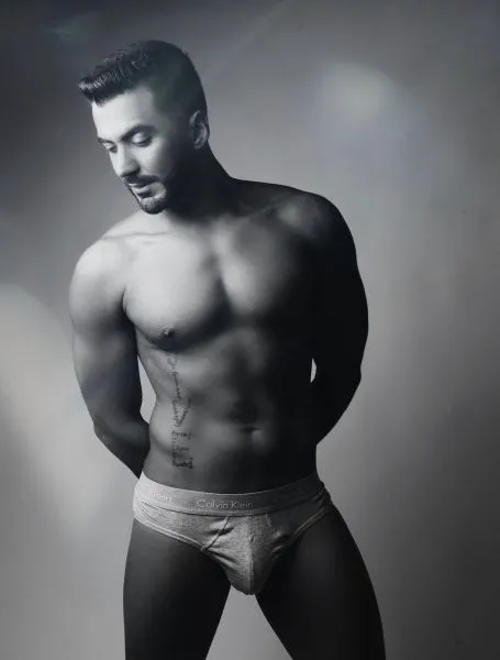 Escorts Orlando, Florida Latin_Max