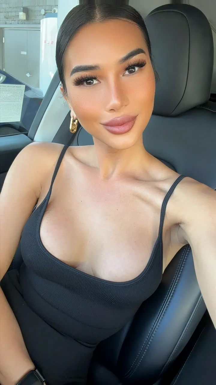 Escorts Los Angeles, California Sabrina/Available