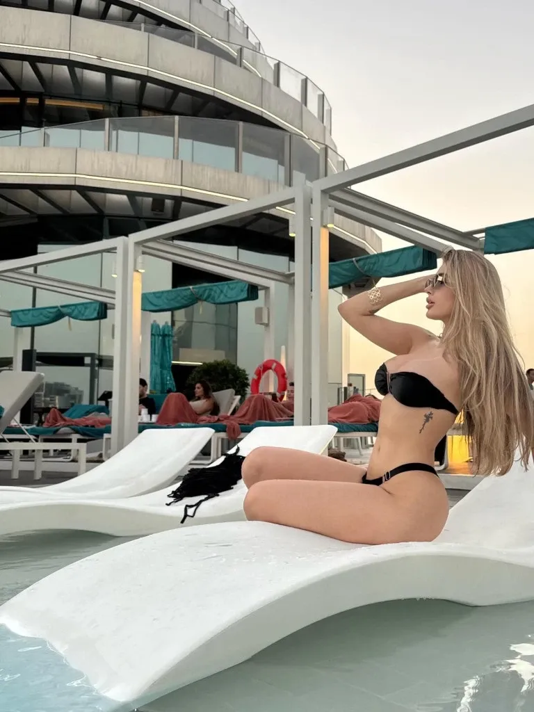 Escorts Dubai, United Arab Emirates Juliana