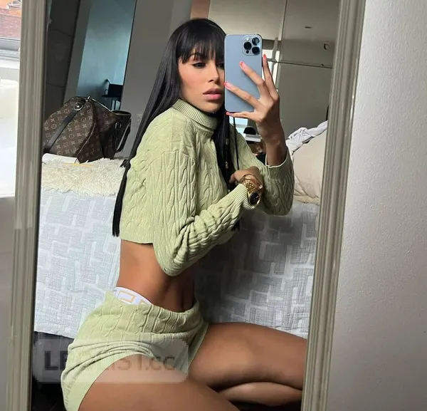 Escorts Saguenay, Quebec Ninelle