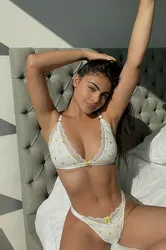 Escorts Berlin, Germany Amani