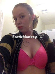 Escorts Winston-Salem, North Carolina Becca