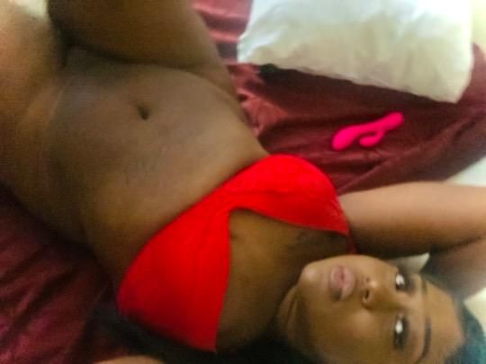 Escorts Columbus, Georgia 🥳🥳PARTY EBONY QUEEN💯👅SEXY MAMA💚Availability day and night💦Curvyy Ass👅 / Available Right Now💯