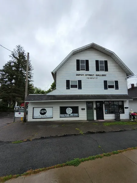 Massage Parlors Clarks Summit, Pennsylvania Green ridge OM