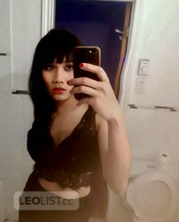 Escorts Ottawa, Illinois sexy ladyboy from thailand.hot body with real picture.vivian