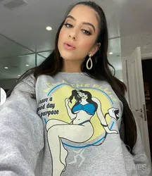 Escorts Vry, France null