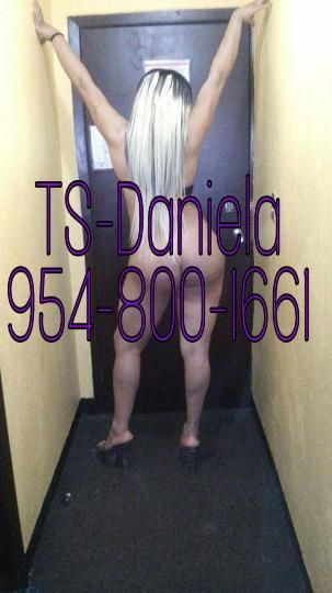 Escorts Bakersfield, California LATINA~Transsexual TS-DANIELA From:Miami-Florida PAPI~TODO DE TODO TOP BOTTOM 8'INCHESCALL WHEN READY TO COME