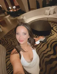 Escorts Honolulu, Hawaii BriLee