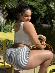 Escorts Orangeville, Ontario Daisy