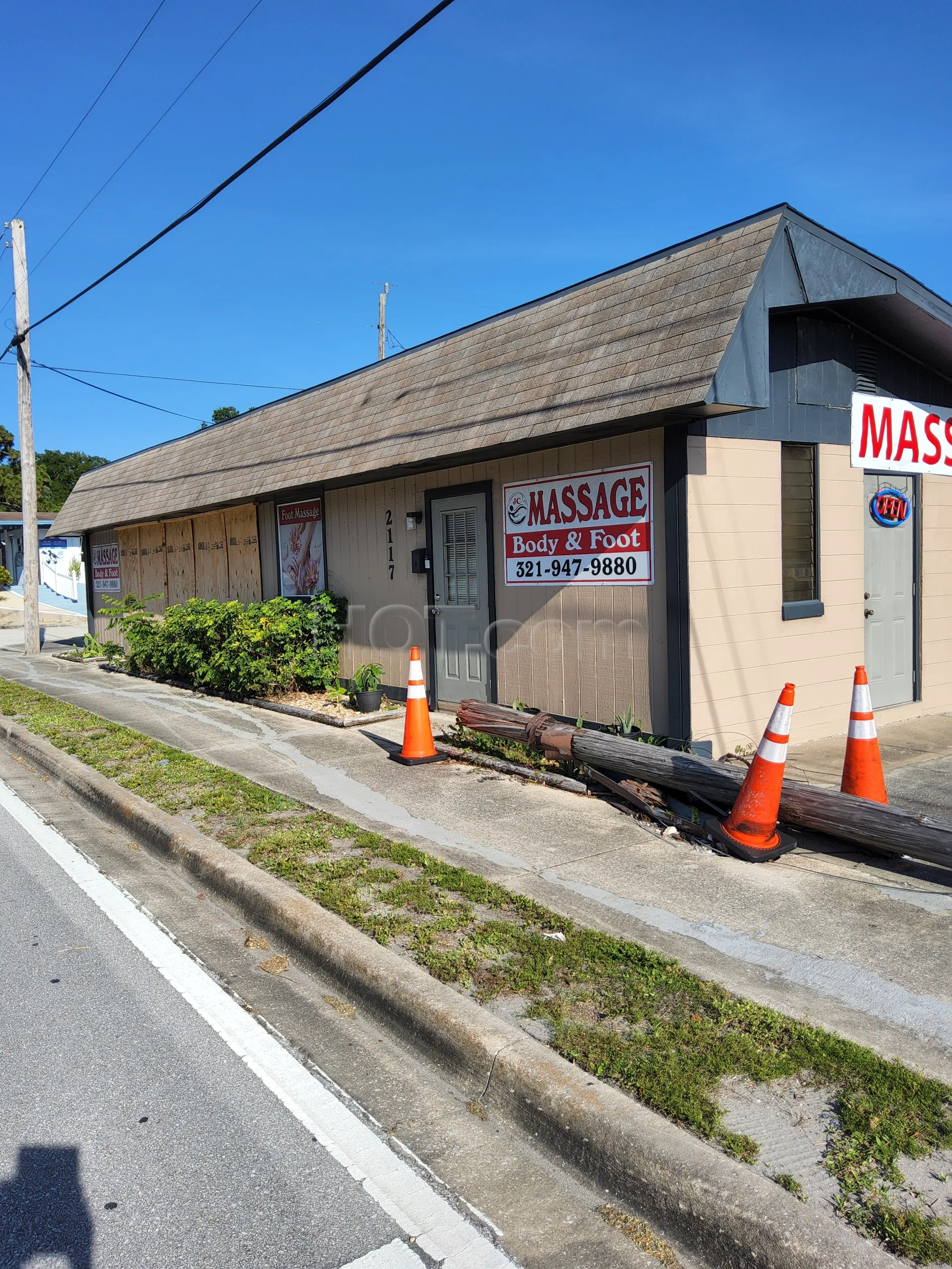 Titusville, Florida Massage body and foot