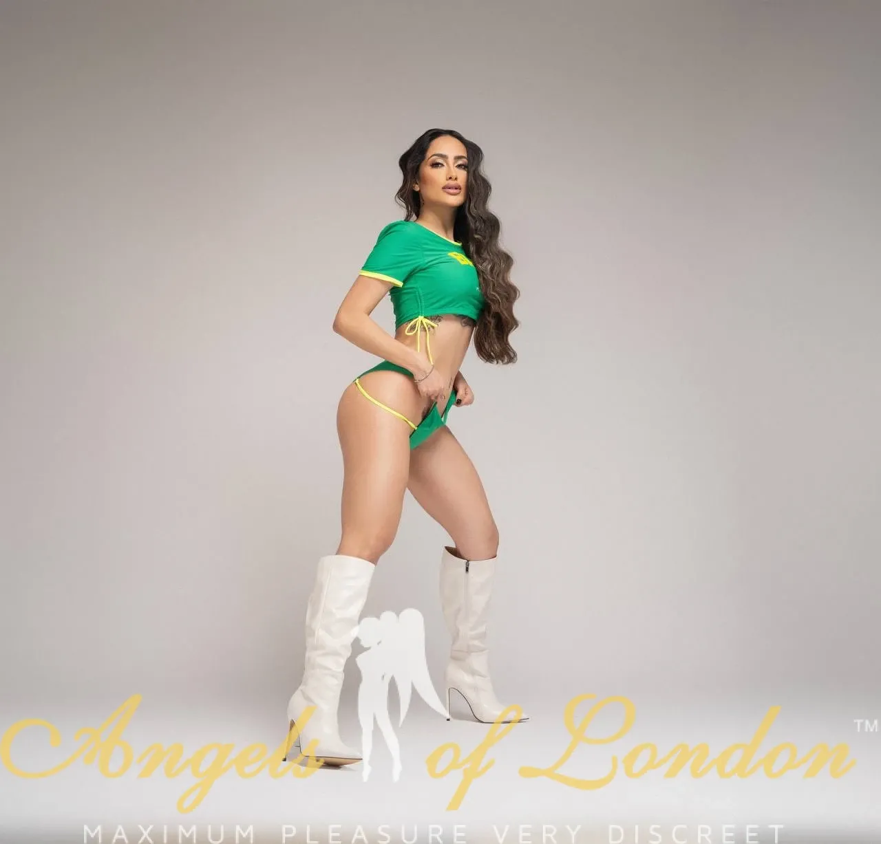 Escorts London, England Desire